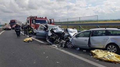 [FOTO] Grav accident cu doi morţi pe autostrada Lugoj-Timişoara!