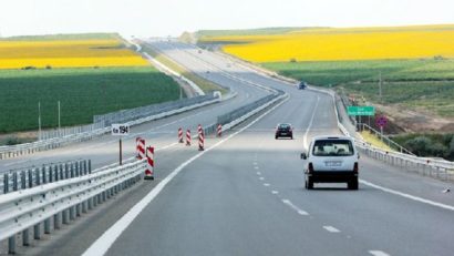 Vehiculele mai mari de 3,5 tone nu mai pot circula în weekend pe Autostrada Soarelui