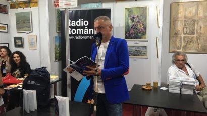 [VIDEO] Gaudeamus Litoral 2016. Lansarea volumului P.I.L.A, semnat de managerul Studioului Radio Oltenia Craiova, Alexandru Mogoşeanu