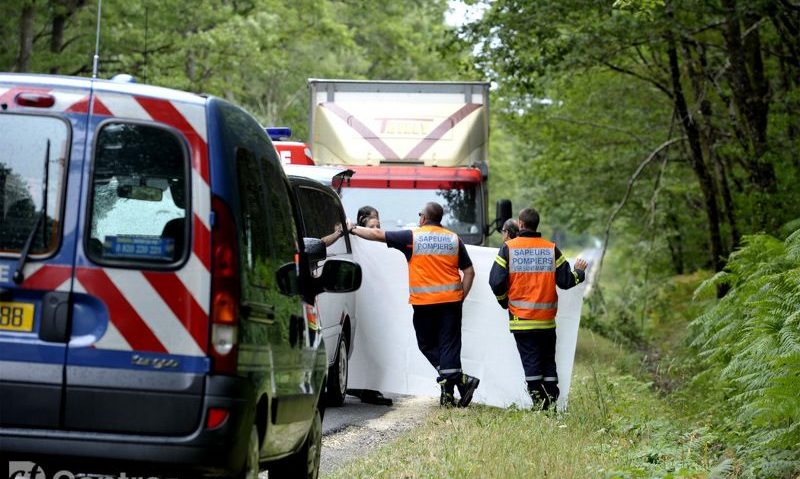 Român, lovit mortal de un camion în Franţa