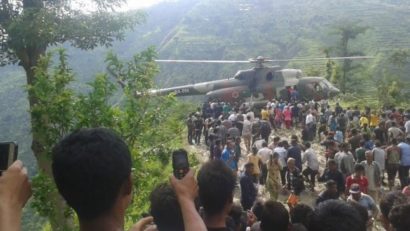 Tragedie în Nepal. Cel puţin 33 de morţi şi 35 de răniţi în urma prăbuşirii unui autocar într-o prăpastie