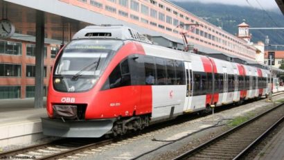 Un nou atac cu cuţitul în tren. Trei persoane au fost rănite în Austria de un bărbat de 60 de ani