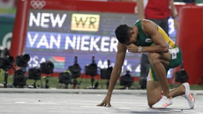 Sud-africanul Wayde van Niekerk a doborât un record vechi de 17 ani