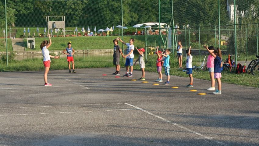 [AUDIO-FOTO] Adlernest, singurul club de schi alpin pentru copiii din județul Caraș-Severin