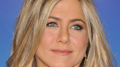 ”Berzele” și Jennifer Aniston joacă în România