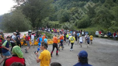 Hercules Maraton: 400 de participanţi din România, Serbia şi Austria în alergare pe cărări montane!