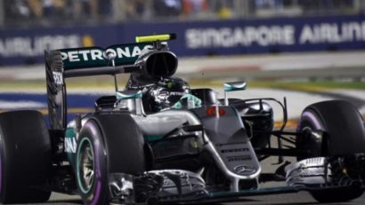 Nico Rosberg câștigă în premieră pe circuitul de la Singapore!