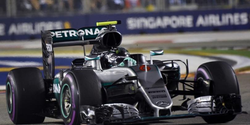 Nico Rosberg câștigă în premieră pe circuitul de la Singapore!