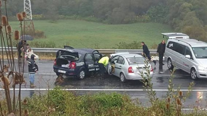 Traficul rutier a fost blocat timp de două ore între Sighișoara şi Brașov