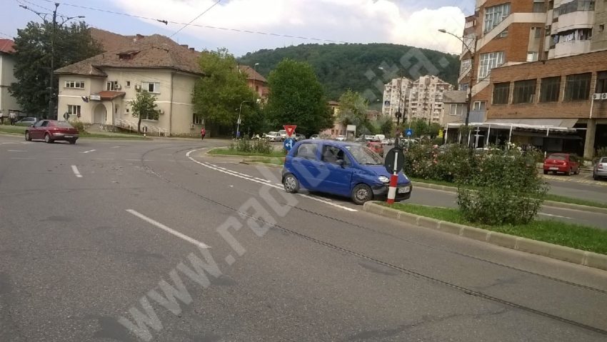 [FOTO] Confruntarea „bolizilor” în centrul Reşiţei