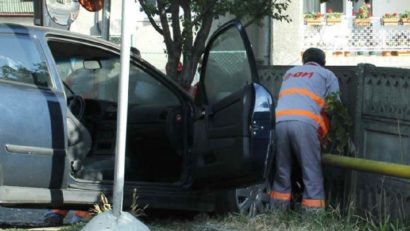 Accident cu surprize la Caransebeş. Autorul – un tânăr de doar 18 ani