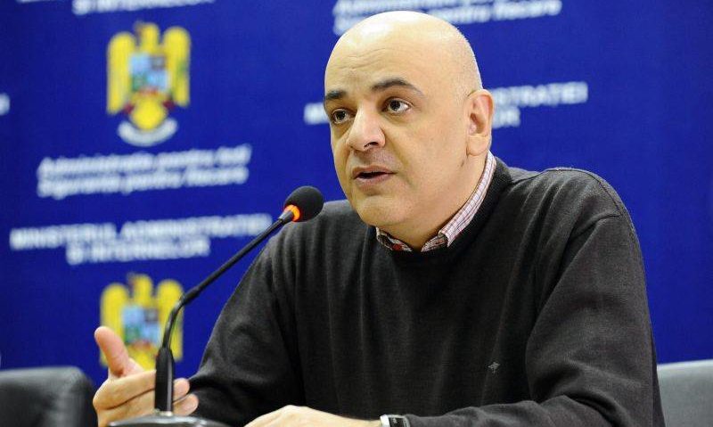 Raed Arafat îndeamnă persoanele sănătoase să doneze sânge! Centrul de Transfuzii Reşiţa este deschis şi are nevoie urgent de sprijinul comunităţii