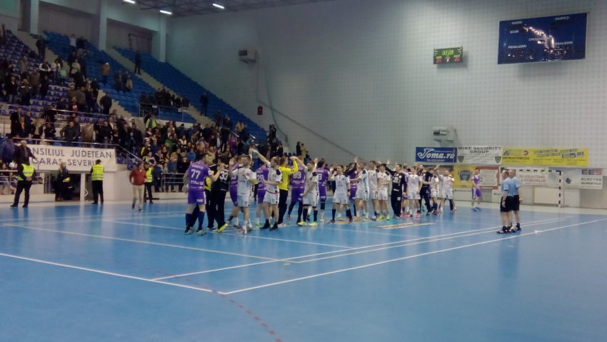 [Foto-Video] Derby-ul Banatului la handbal masculin s-a încheiat la egalitate