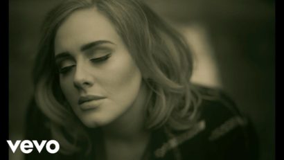 Adele lansa exact acum un an piesa care a luat lumea prin surprindere