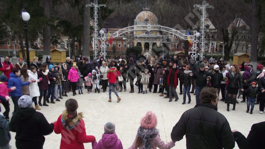 Ziua Naţională va fi marcată în Parcul Central din Băile Herculane!