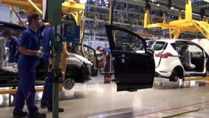 Ford opreşte activitatea la Craiova timp de o lună