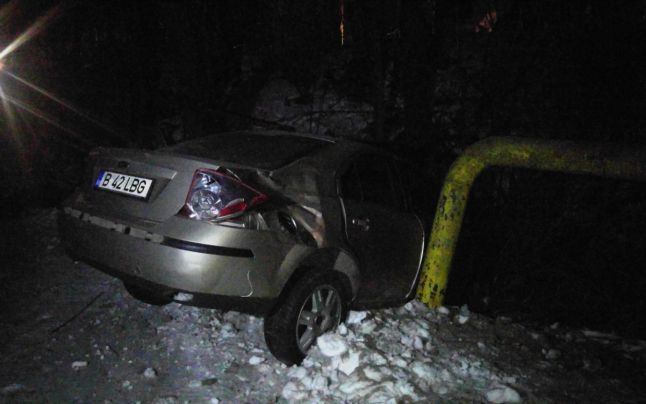 [FOTO] Accident mortal! Un pompier de la SMURD a fost spulberat de un şofer băut