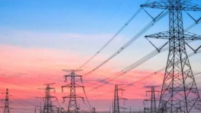 Transelectrica estimează pentru această seară cel mai mare consum de electricitate din ultimii 17 ani