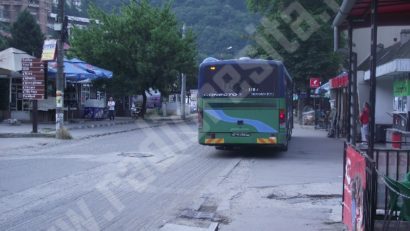 Transportul local în Băile Herculane – între „ia-mă nene!” și taxi!