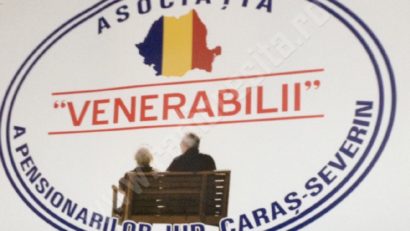 „Venerabilii” cărăşeni sunt nemulţumiţi de activitatea parlamentarilor