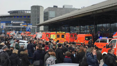 [UPDATE] Traficul aerian a fost reluat în Hamburg, după ce aeroportul a fost evacuat din cauza unei substanţe necunoscute