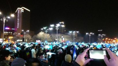 Noi manifestaţii în stradă. Protestatarii au cerut din nou demisia Guvernului!