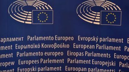 Parlamentul European organizează joi o dezbatere privind situaţia din România