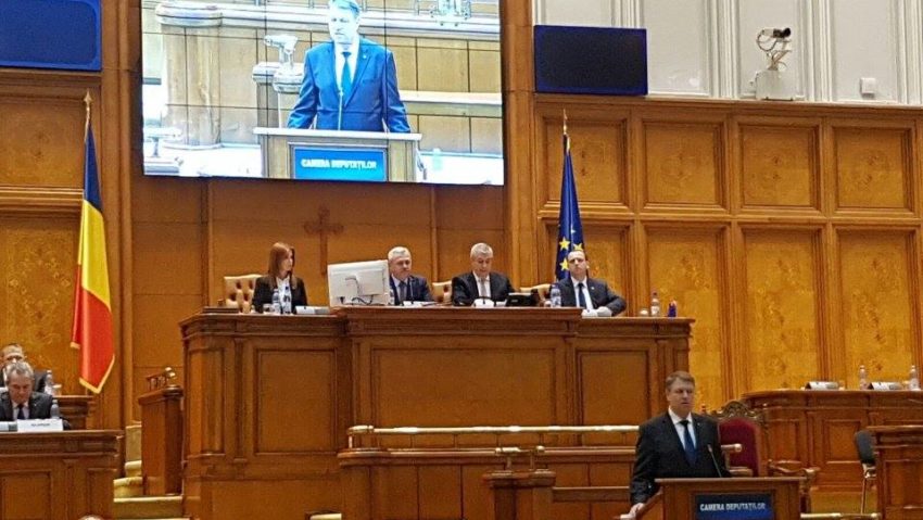 Mesaj al preşedintelui Klaus Iohannis: Retragerea OUG 13 şi demiterea unui ministru este prea puţin