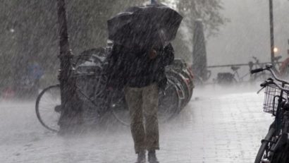 PROGNOZĂ METEO: Sunt anunţate precipitaţii abundente, iar temperaturile vor fi în scădere