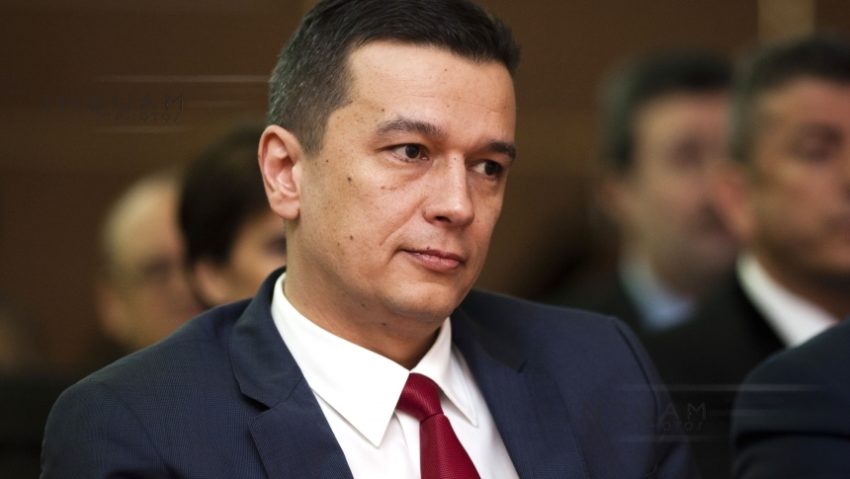 Premierul României elimină termenul ”apolitic” pentru prefecți