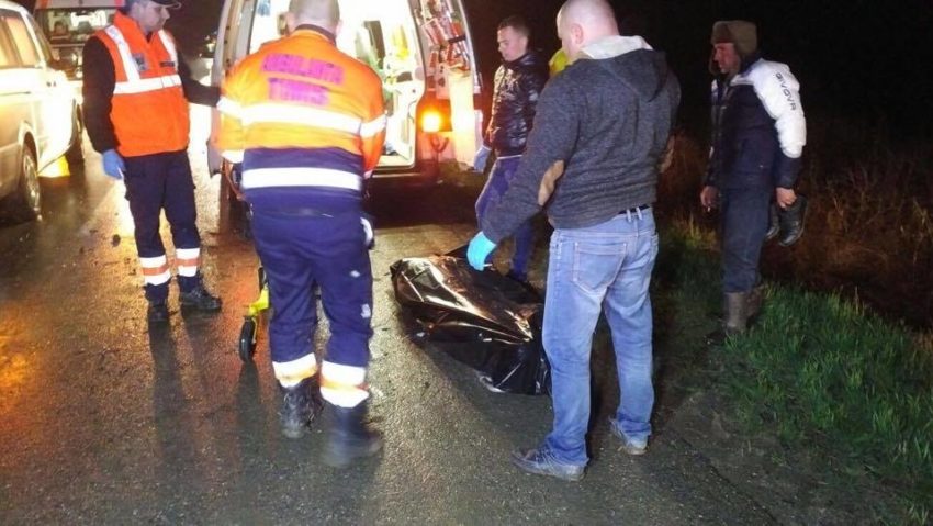 Grav accident pe DN 67. Un tânăr, în vârstă de 21 de ani, şi-a pierdut viaţa