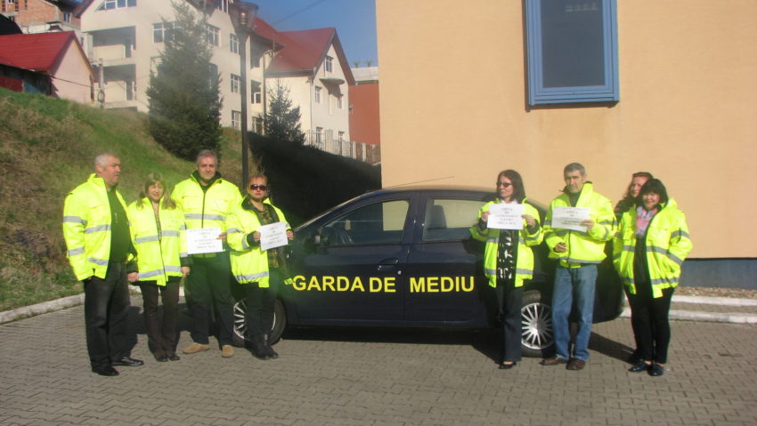 Noi proteste la Reşiţa. Angajaţii de la Mediu, nemulţumiţi de salarii