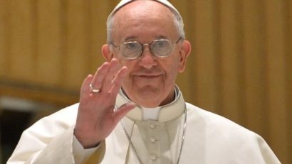 Papa Francisc şi-a axat predica din Ajunul Crăciunului pe tema lăcomiei şi a consumului