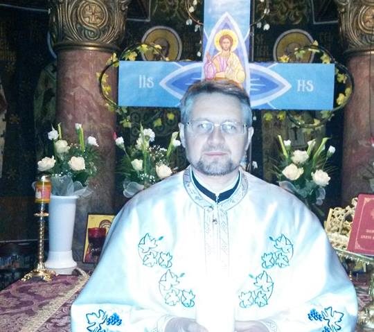 [FOTO] Părintele Boris Tasici, de la Biserica „Adormirea Maicii Domnului” din Reşiţa, este invitatul emisiunii „Singuri, dar împreună”, în această seară de la ora 22