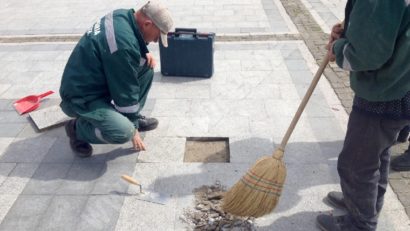 [FOTO] Centrul civic din Reşiţa intră din nou în reparaţii