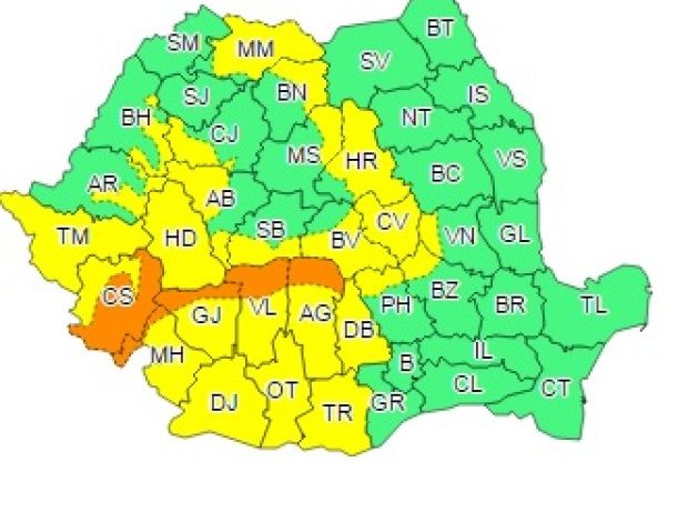 Se întoarce iarna. Cod portocaliu de NINSOARE şi cod galben de vreme rea pentru următoarele zile