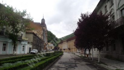 Asfaltări și parcări… de sezon în Băile Herculane