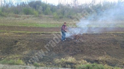 Agricultorii piromani, fermieri cinstiţi: Niciun proprietar de teren agricol nu a fost exclus de la plata subvenţiilor APIA