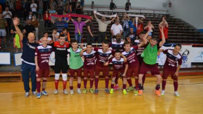 Autobergamo Deva dispută una dintre cele mai spectaculoase finale din Liga I de futsal