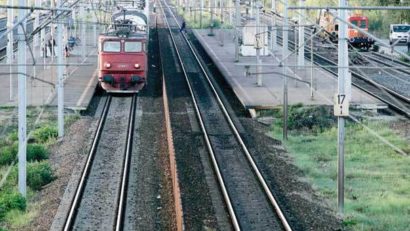 Tren direct de la Reşiţa către litoral