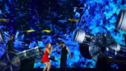 Ilinca şi Alex Florea aduc în finala Eurovision un show ce îmbină grafica multicoloră cu fuziunea de stiluri muzicale