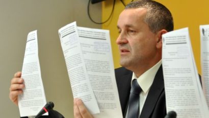 Liderul sârbilor din regiune face apel ca aceştia să participe la alegerile locale din Croaţia