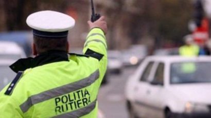 Poliţiştii cărăşeni în acţiune!144 de sancțiuni contravenționale pentru nerespectarea măsurilor privind restricționarea circulației şi regulilor impuse pentru prevenirea COVID-19