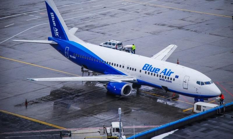 Un avion Blue Air cu 135 de pasageri la bord s-a întors de urgenţă pe Aeroportul Otopeni