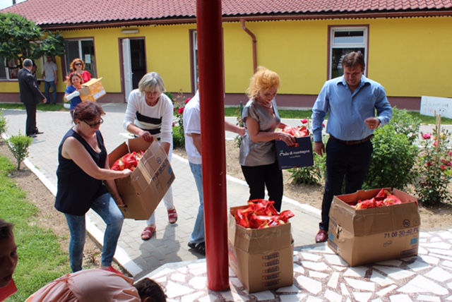 Organizațiile de femei PSD din Caransebeș si Bocșa au fost alături de copii de 1 iunie!