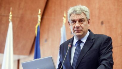 Premierul asigură că nu vor scădea salariile românilor