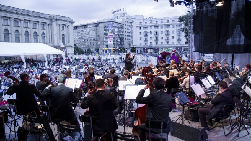 Orchestra Naţională Radio şi Orchestra de Cameră Radio, în Piaţa Festivalului Enescu