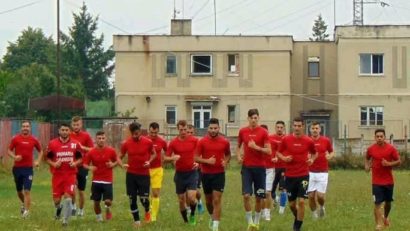 Viitorul Caransebeș o ia de la capăt în drumul spre Liga a III-a