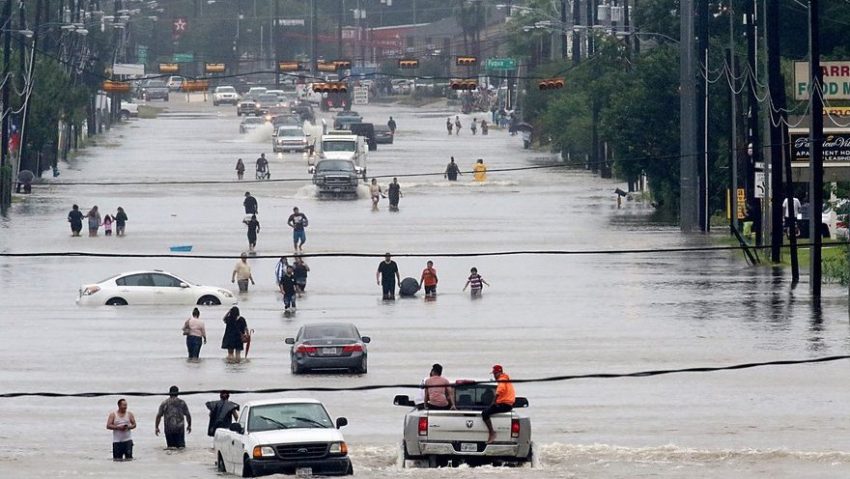 SUA: 33 de persoane au murit în urma uraganului Harvey