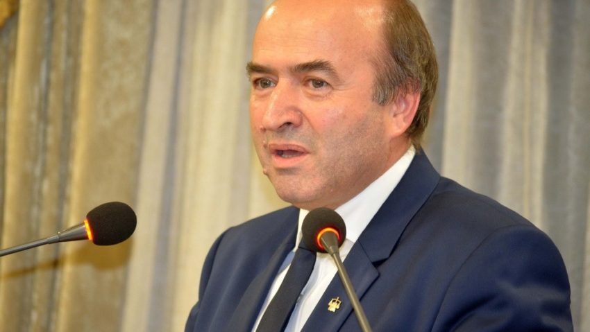 Ministrul Justiţiei prezintă astăzi proiectul de lege privind modificarea Legilor justiţiei